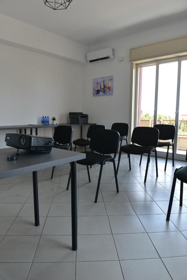 Terre Di Sicilia Hotel Катания Екстериор снимка